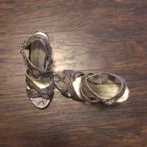 Size 7 and 1/2, snake print wedges - Picture 2 of 5